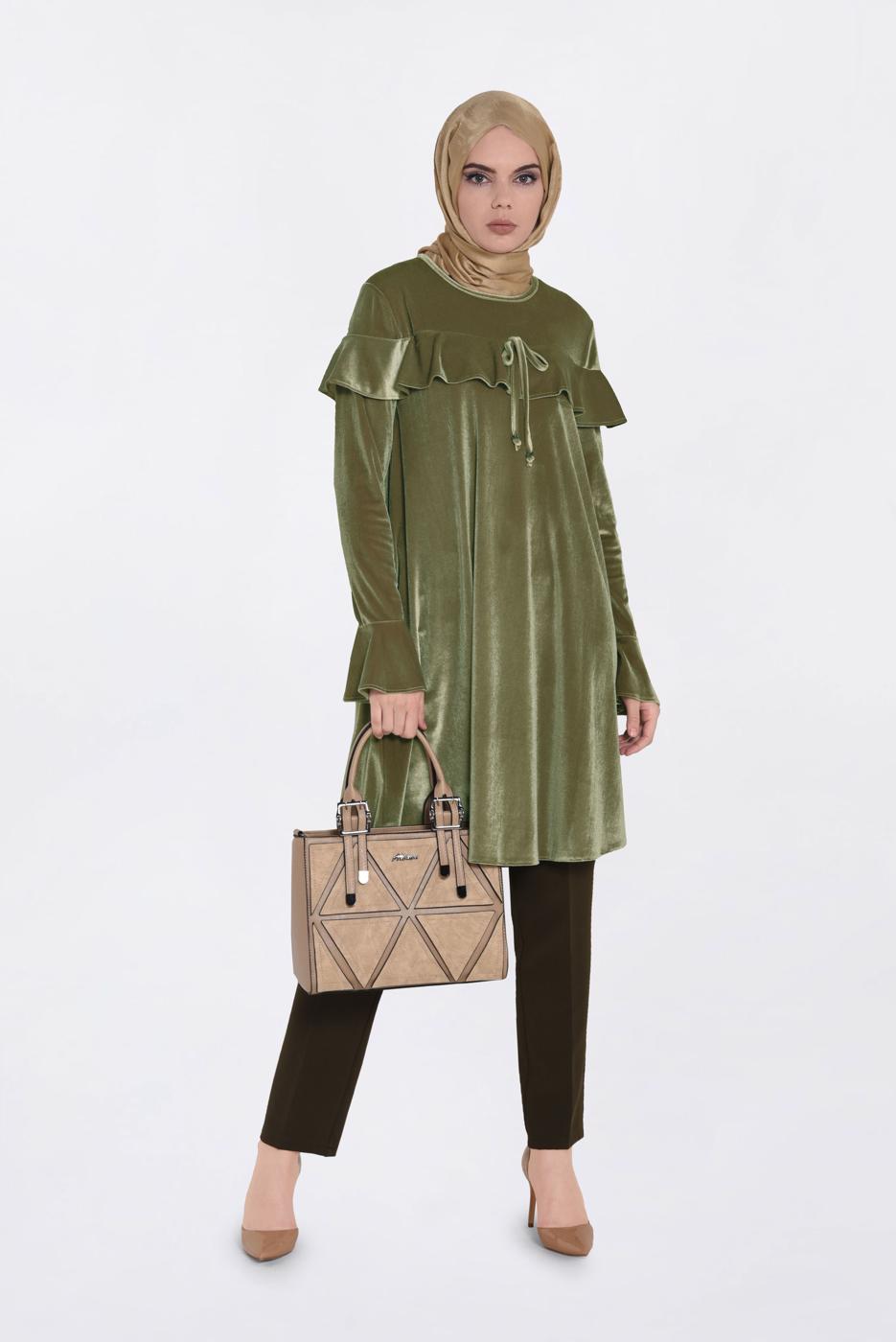 Tesettür giyim BEJ KOLLARI VE OMUZLARI VOLANLI TUNİK 4789-1