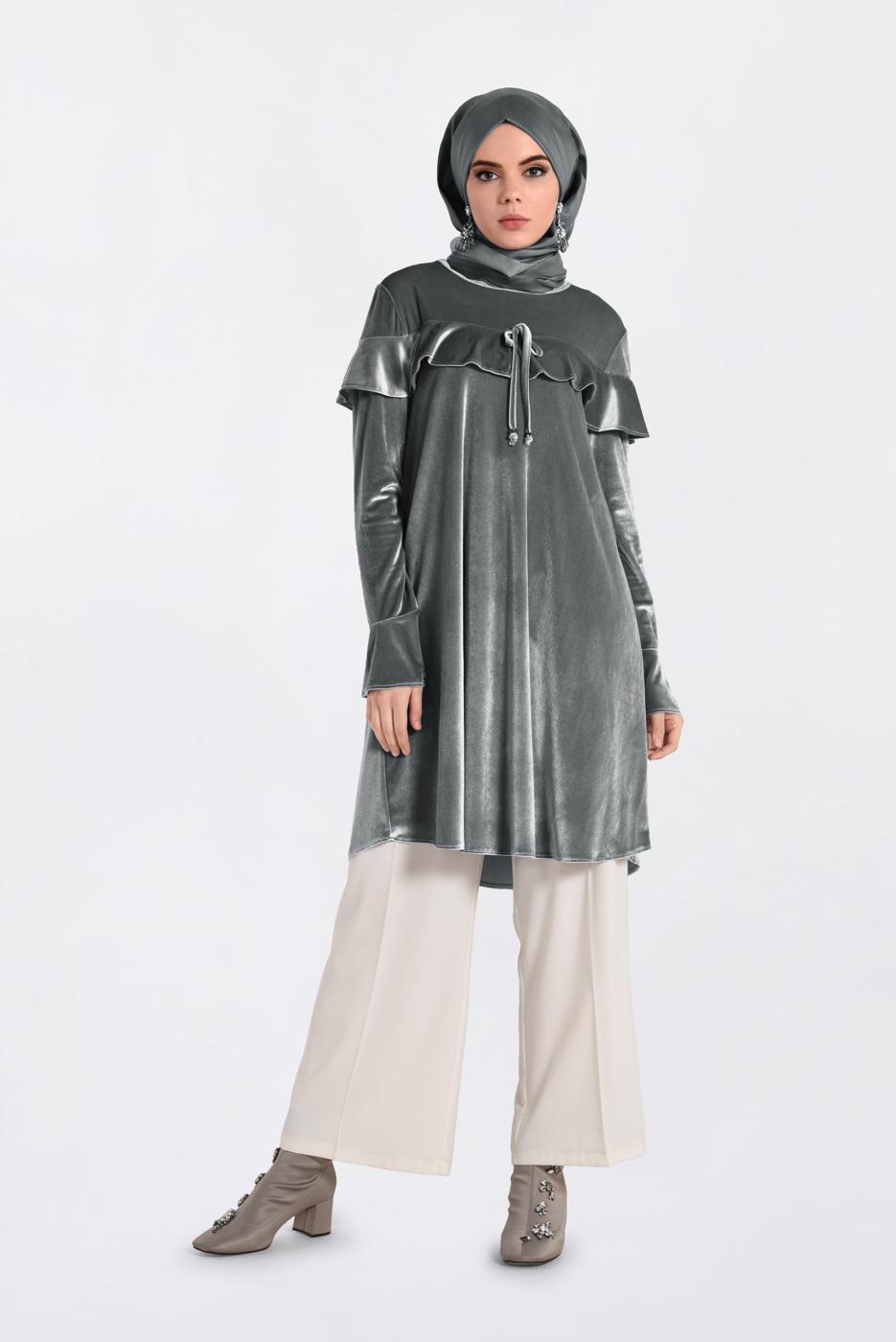 Tesettür giyim GÜMÜŞ KOLLARI VE OMUZLARI VOLANLI TUNİK 4789-1