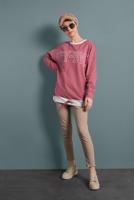 Tesettür giyim PEMBE YAZI DETAYLI RENKLİ TUNİK 237