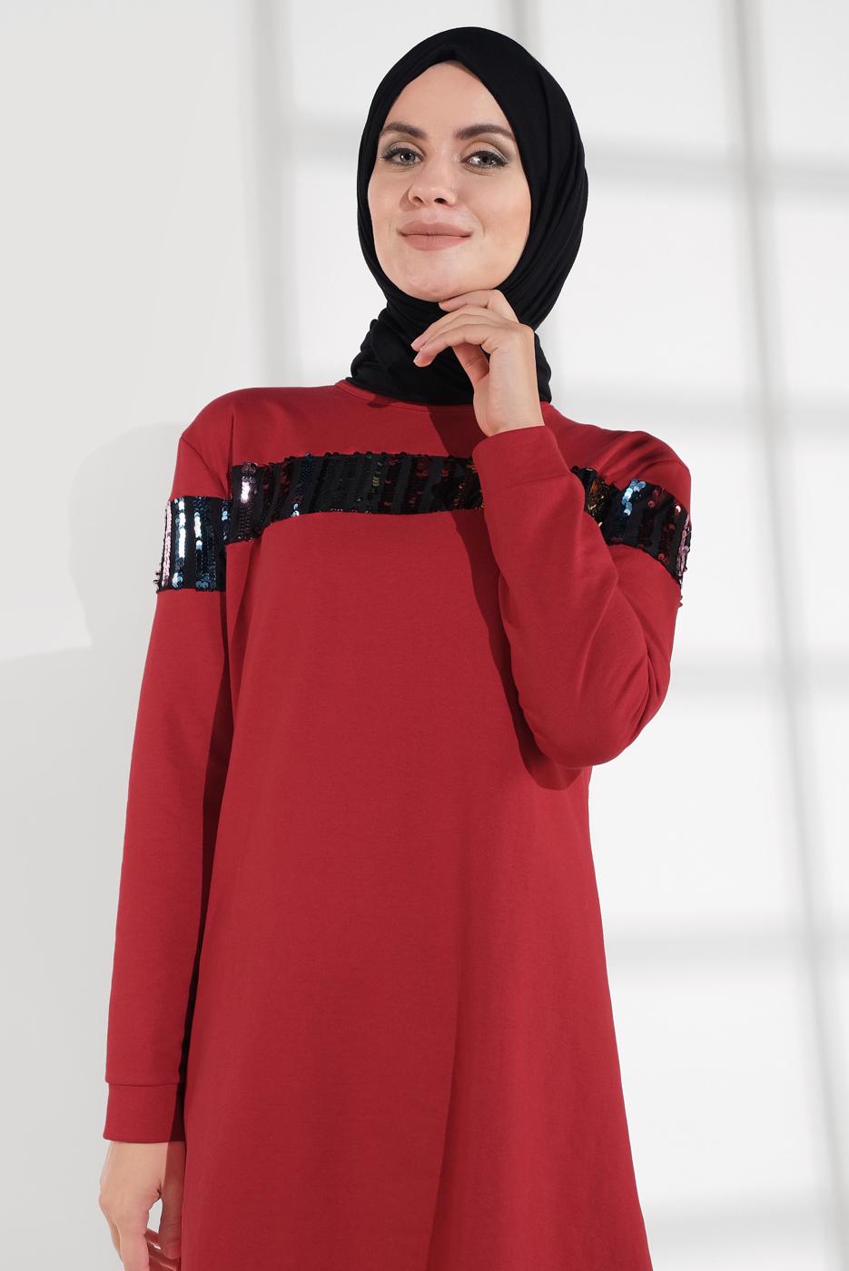 Tesettür giyim KIRMIZI PAMUKLU PUL DETAYLI EŞOFMAN TUNİK 0302