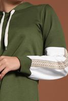 Tesettür giyim HAKİ KAPÜŞONLU NAKIŞ DETAYLI EŞOFMAN TUNİK 2655