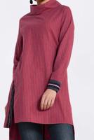 Tesettür giyim KIRMIZI ALVİNA YANI YIRTMAÇLI DÖKÜMLÜ YAKA TUNİK 4624 