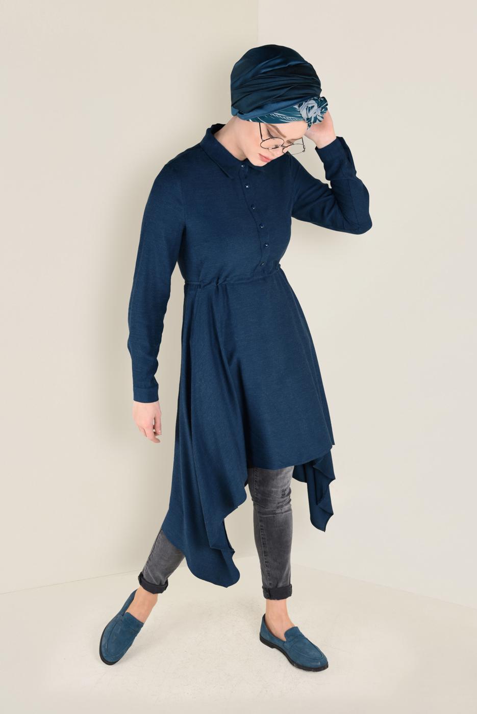 Tesettür giyim MAVİ ASİMETRİK KESİM BELDEN BÜZGÜLÜ TUNİK 4631