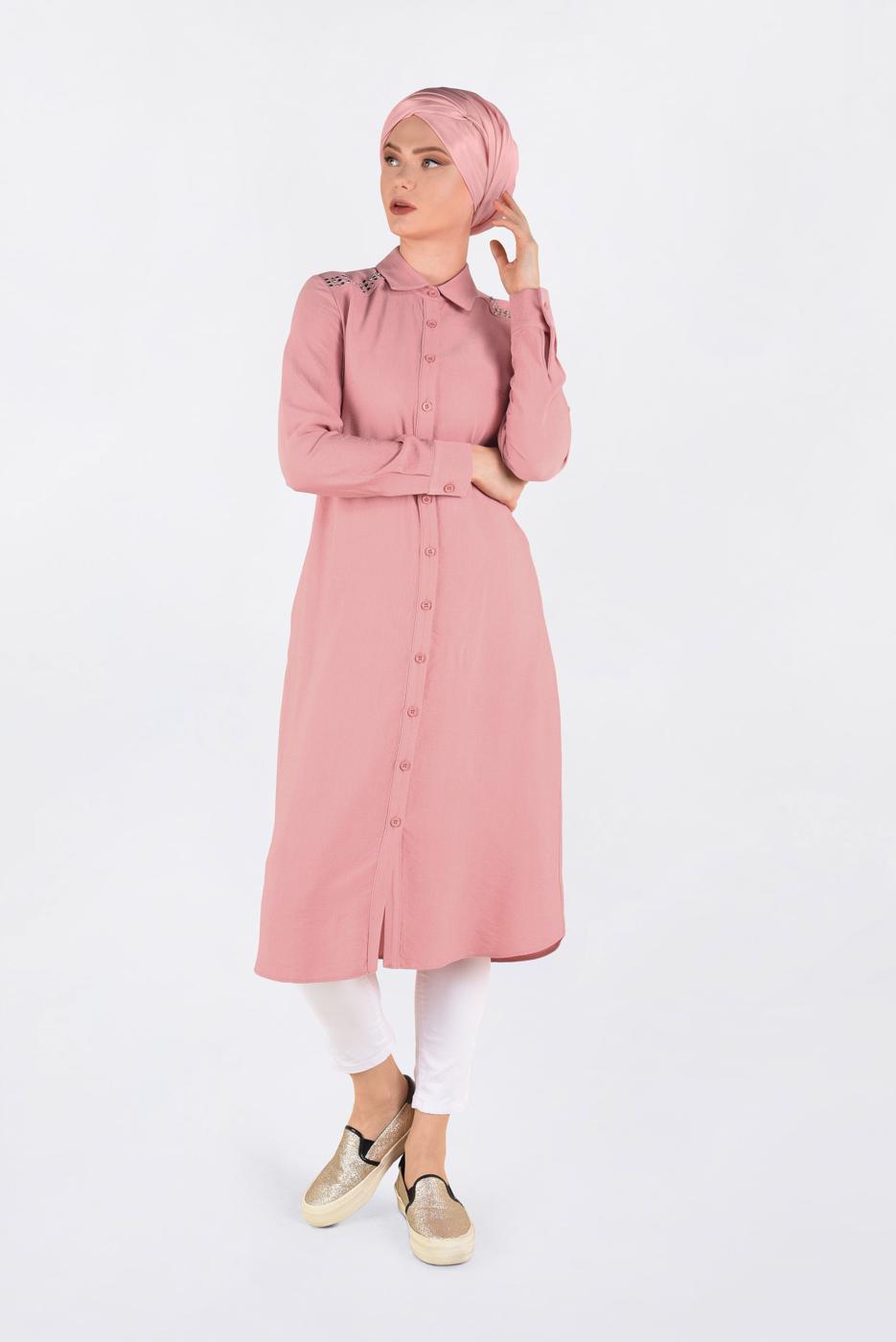 Tesettür giyim MERCAN OMUZLARI ZIMBALI UZUN TUNİK 4669