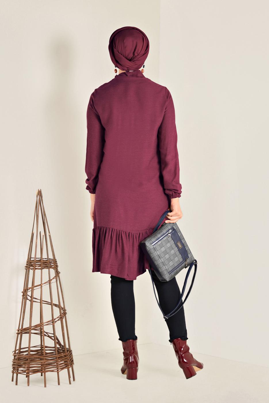 Tesettür giyim KIRMIZI ETEK UCU VOLANLI TUNİK 4702 