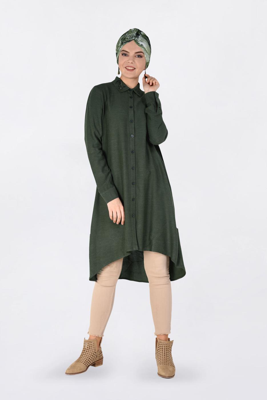 Tesettür giyim HAKİ NAKIŞ DETAYLI DÜĞMELİ TUNİK 4720