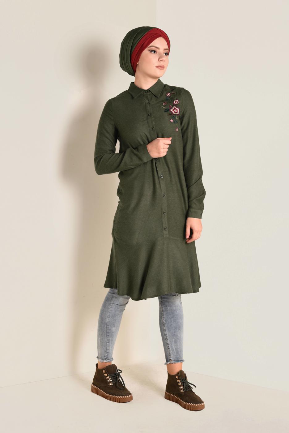 Tesettür giyim HAKİ İŞLEME DETAYLI DÜĞMELİ TUNİK 4737