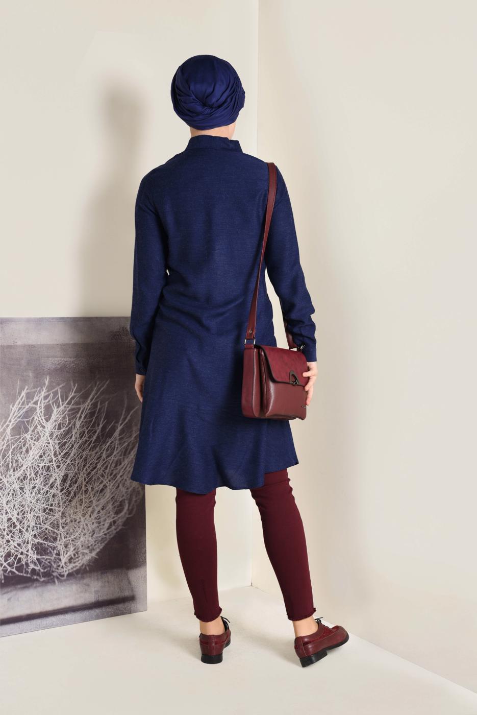 Tesettür giyim LACİVERT İŞLEME DETAYLI DÜĞMELİ TUNİK 4737