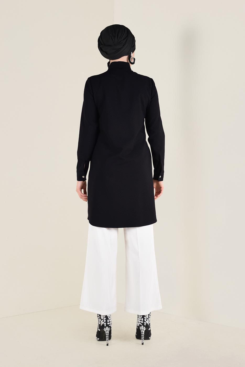Tesettür giyim SİYAH HAKİM YAKA BAĞCIKLARI ZİNCİR DETAYLI TUNİK 4772