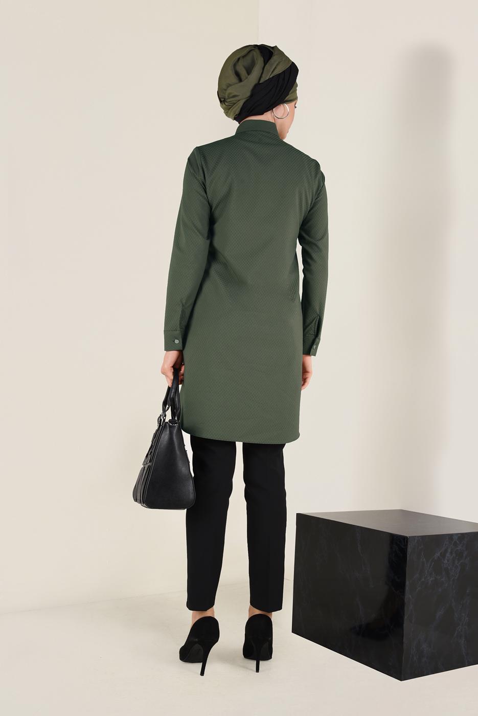 Tesettür giyim HAKİ HAKİM YAKA BAĞCIKLARI ZİNCİR DETAYLI TUNİK 4772