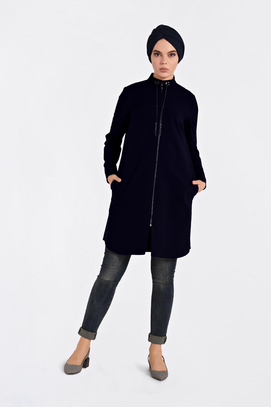 Tesettür giyim LACİVERT HAKİM YAKA BAĞCIKLARI ZİNCİR DETAYLI TUNİK 4772