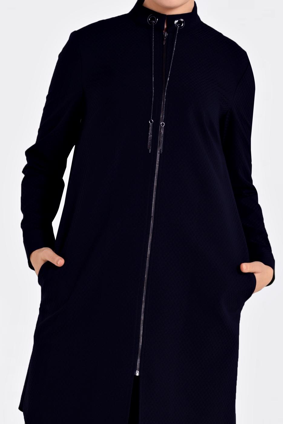 Tesettür giyim LACİVERT HAKİM YAKA BAĞCIKLARI ZİNCİR DETAYLI TUNİK 4772