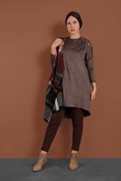 Tesettür giyim GRİ OMUZLARI NAKIŞLI VOLANLI TUNİK 4777 