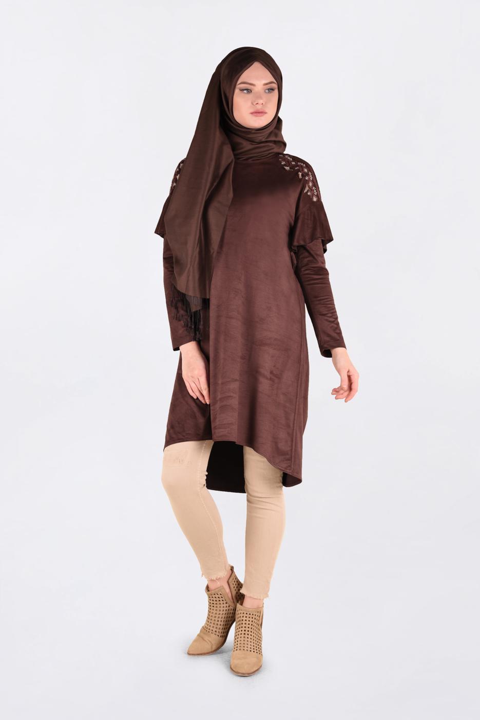 Tesettür giyim KAHVE OMUZLARI NAKIŞLI VOLANLI TUNİK 4777 