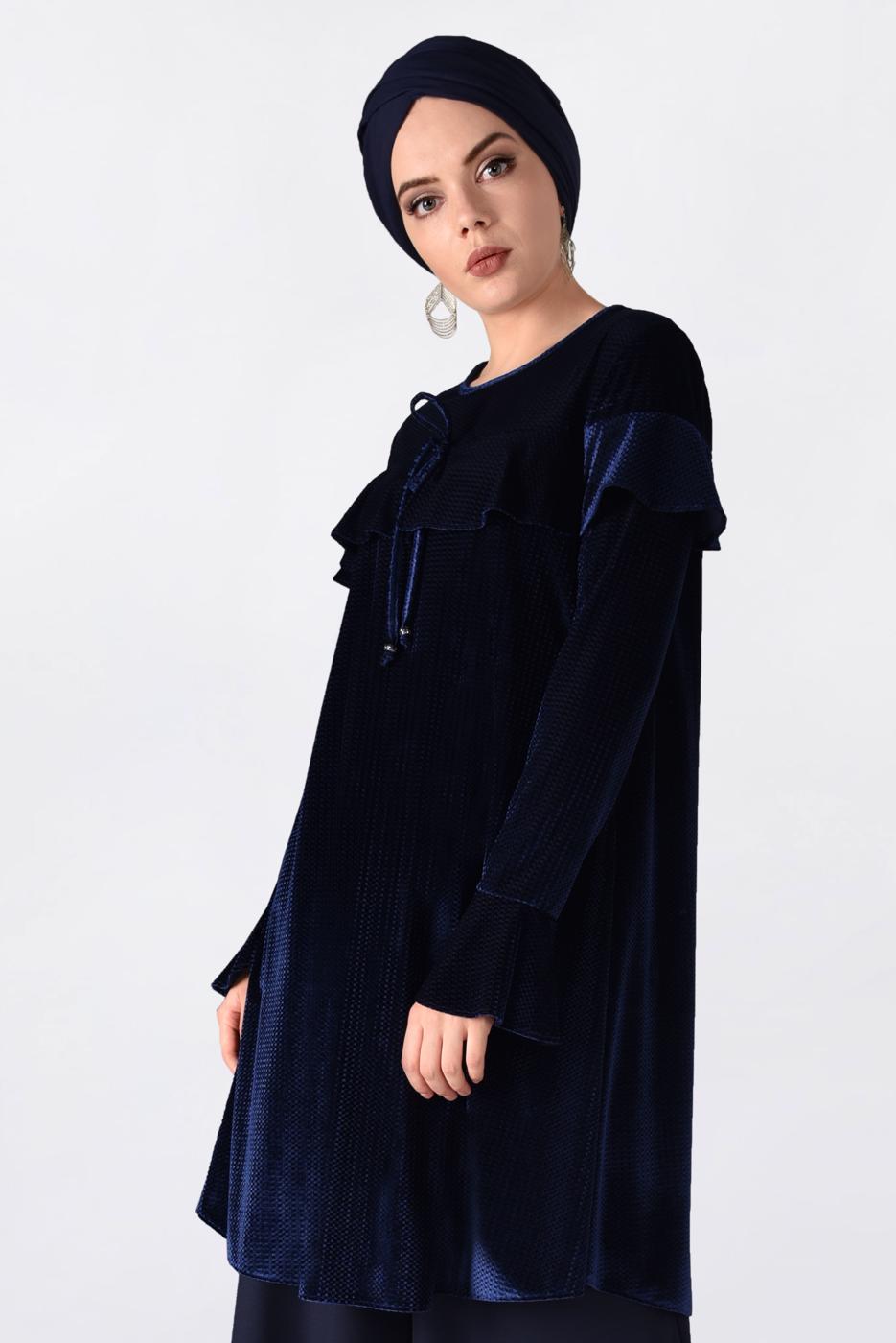 Tesettür giyim LACİVERT OMUZLARI VOLANLI KADİFE TUNİK 4789