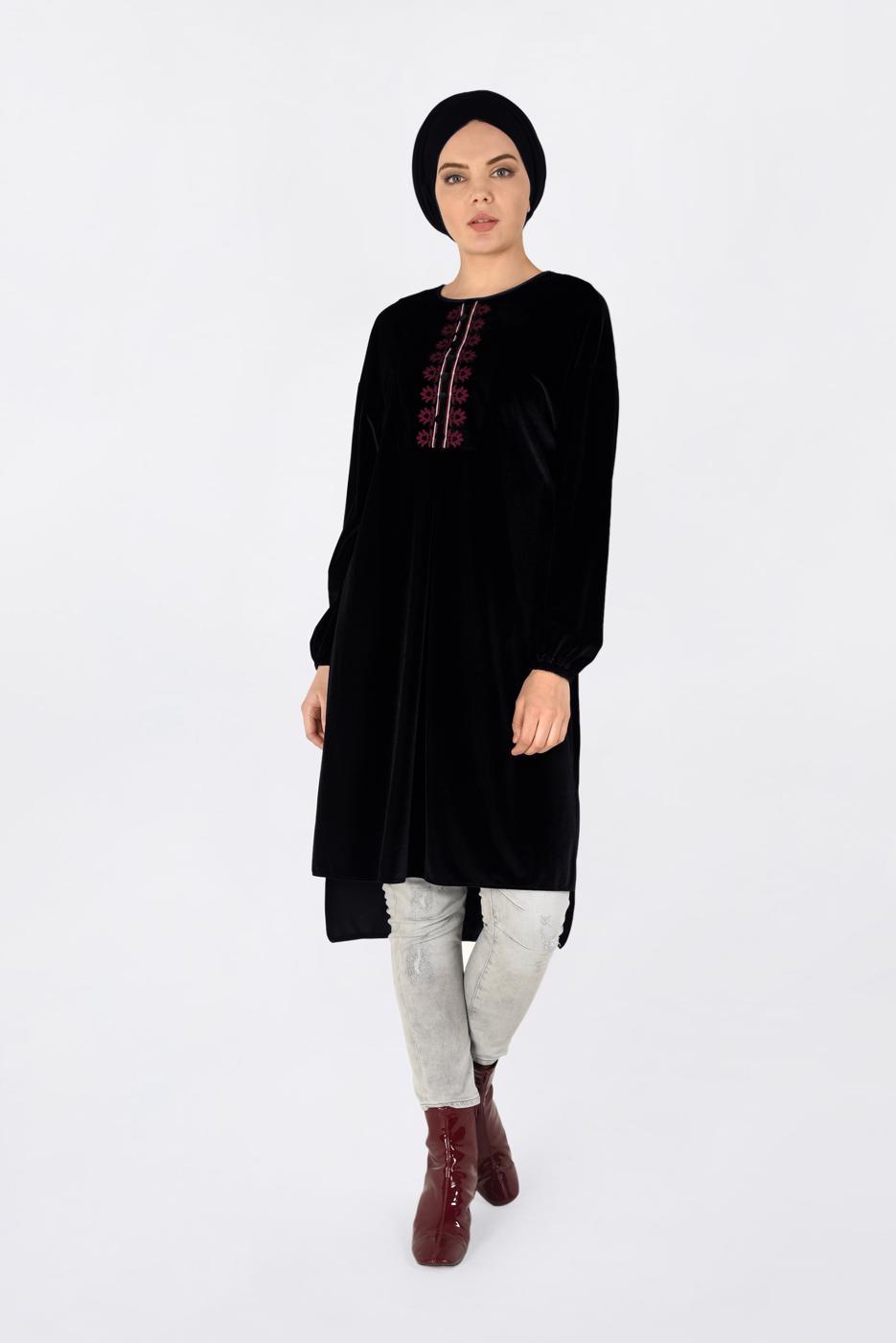 Tesettür giyim SİYAH NAKIŞLI KADİFE TUNİK 4794 