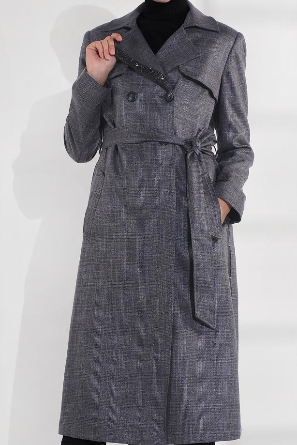 Vêtements hijab NOIR IMPERMÉABLE À CROISÉ À CLOUTÉ AVEC CEINTURE 1320 - TRENDTESETTÜR