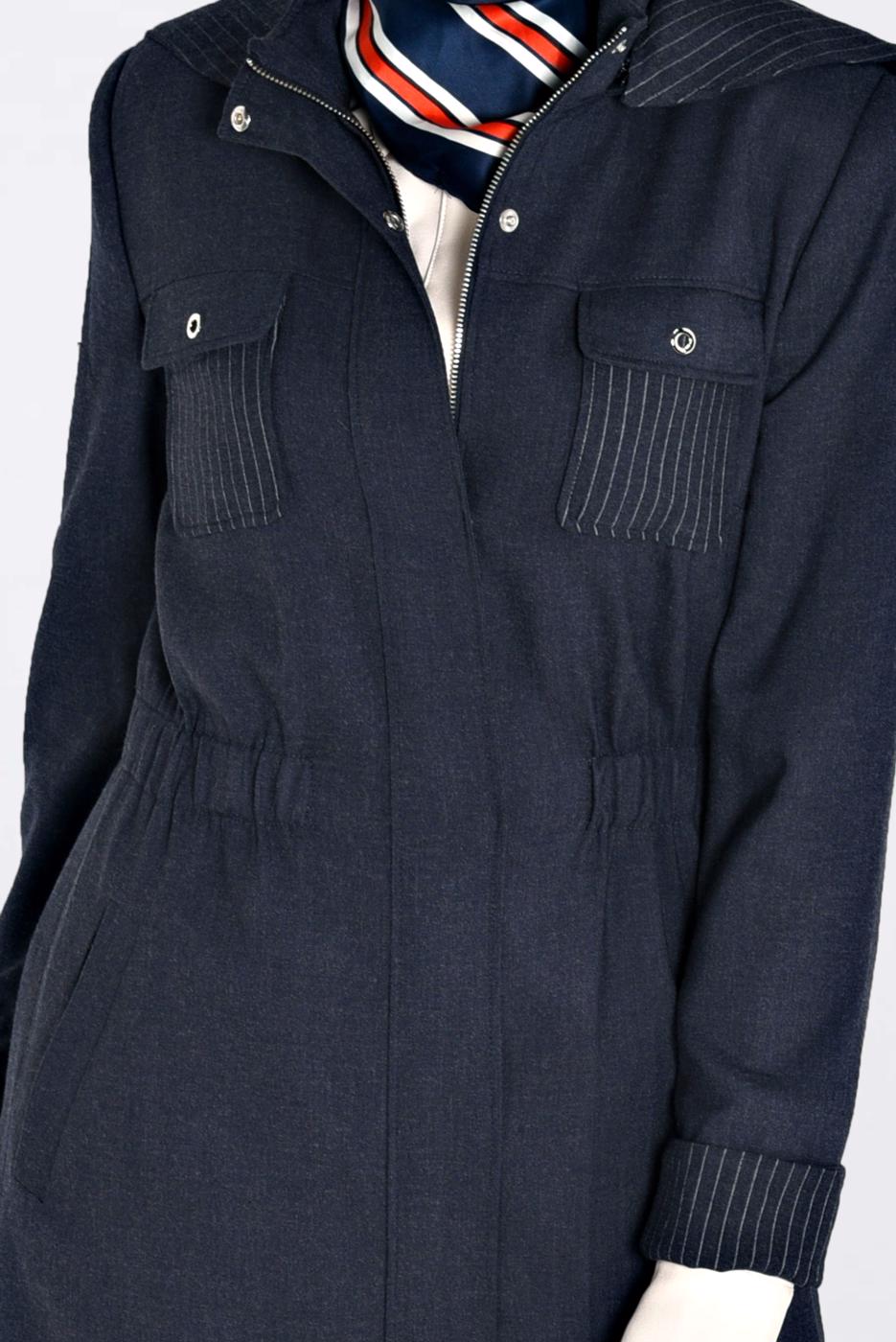 Tesettür giyim LACİVERT GİZLİ FERMUARLI BELİ LASTİKLİ KAPÜŞONLU TRENÇKOT 1334