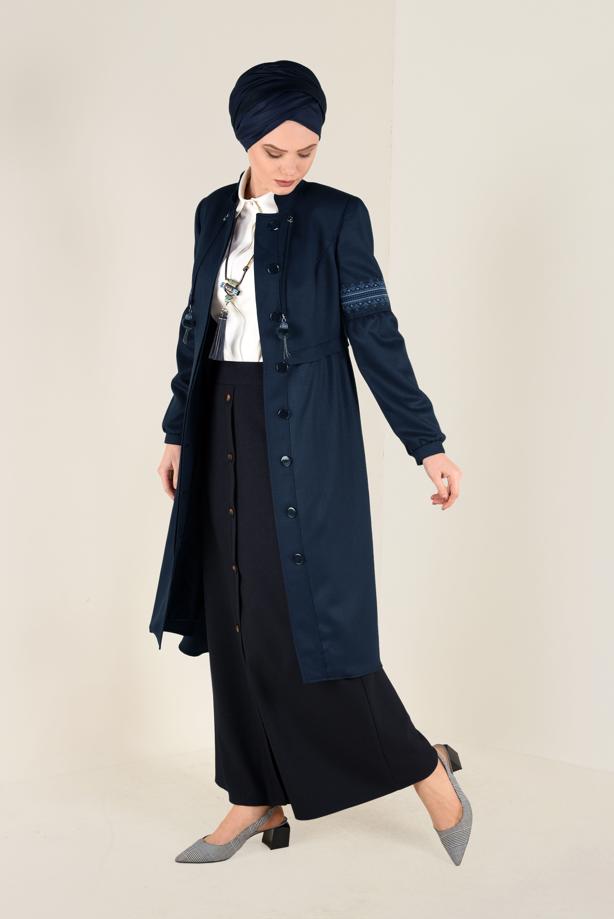 Vêtements hijab BLEU MARINE IMPERMÉABLE BOUTONÉ À CACHÉ 1350 - TRENDTESETTÜR