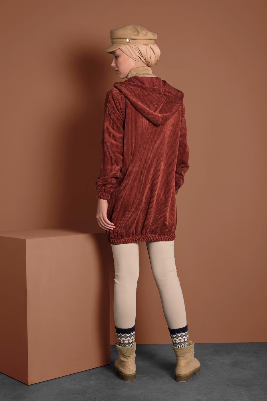 Vêtements hijab BRUN IMPERMÉABLE BOUTONÉ EN VELOURS CÔTELÉ AVEC CAPUCHE 2004