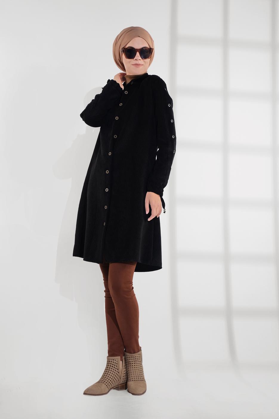 Tesettür giyim SİYAH KUŞGÖZÜ DÜĞMELİ FİTİLLİ KADİFE TRENÇKOT 4004 