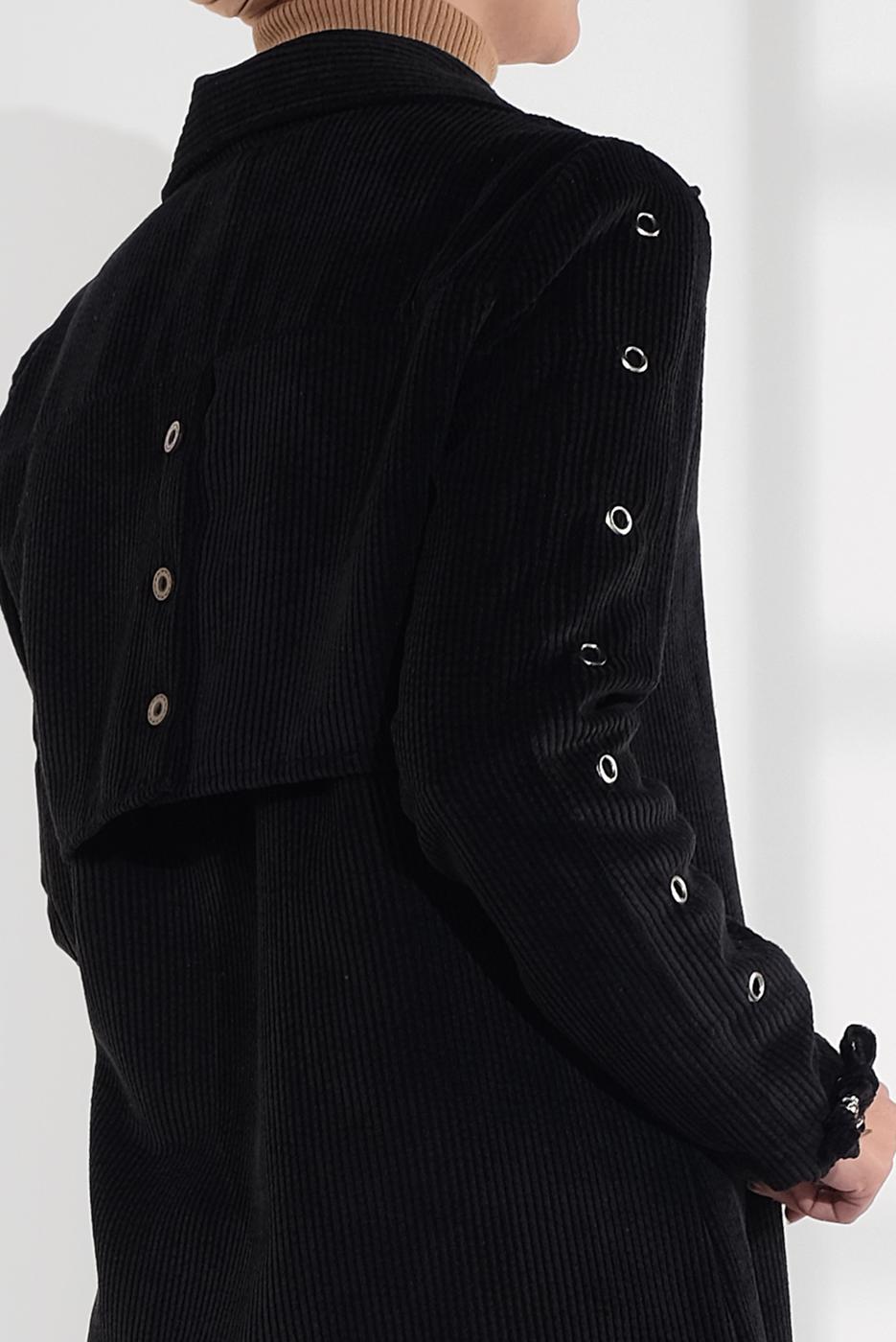 Tesettür giyim SİYAH KUŞGÖZÜ DÜĞMELİ FİTİLLİ KADİFE TRENÇKOT 4004 