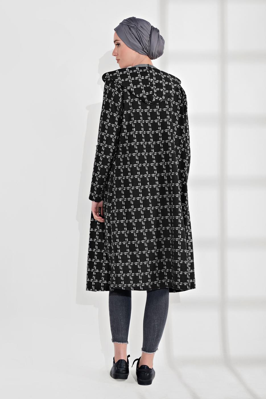 Tesettür giyim SİYAH BELİ BAĞCIKLI KAPÜŞONLU ÖRME EKOSE TRENÇKOT 4355 