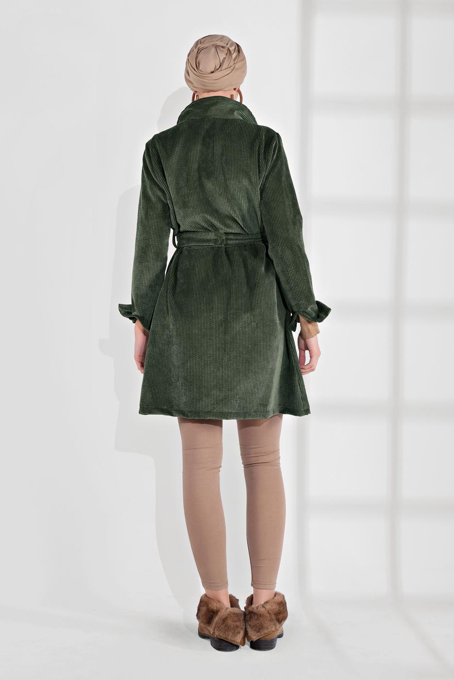 Vêtements hijab KAKI IMPERMÉABLE EN VELOURS CÔTELÉ AVEC CEINTURE 7241