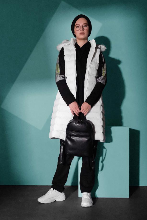 Hijab clothing  HOODED PUFFER VEST 0007  - TRENDTESETTÜR