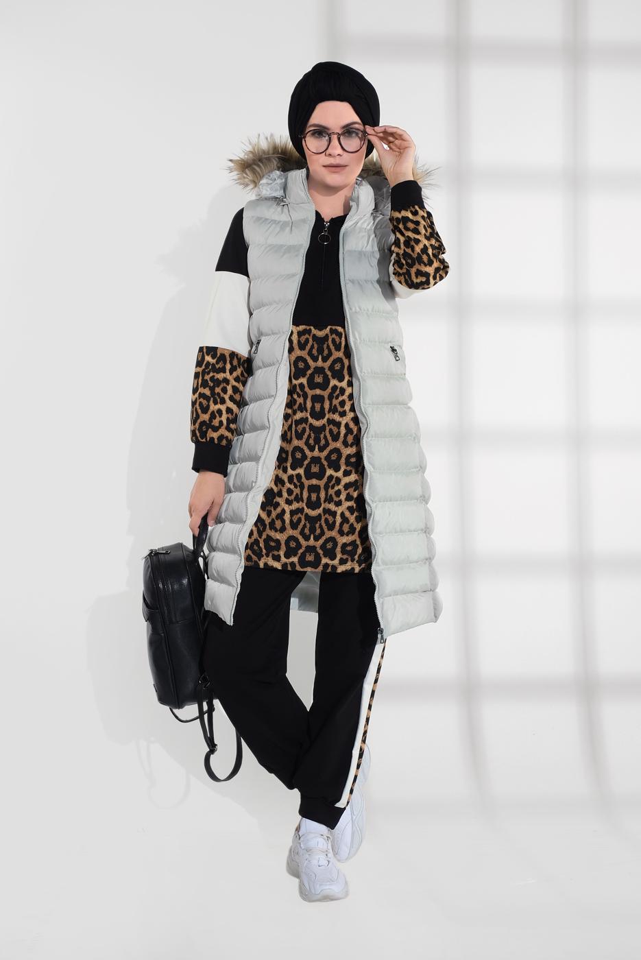 Tesettür giyim GRİ KAPÜŞONLU ŞİŞME YELEK 0007