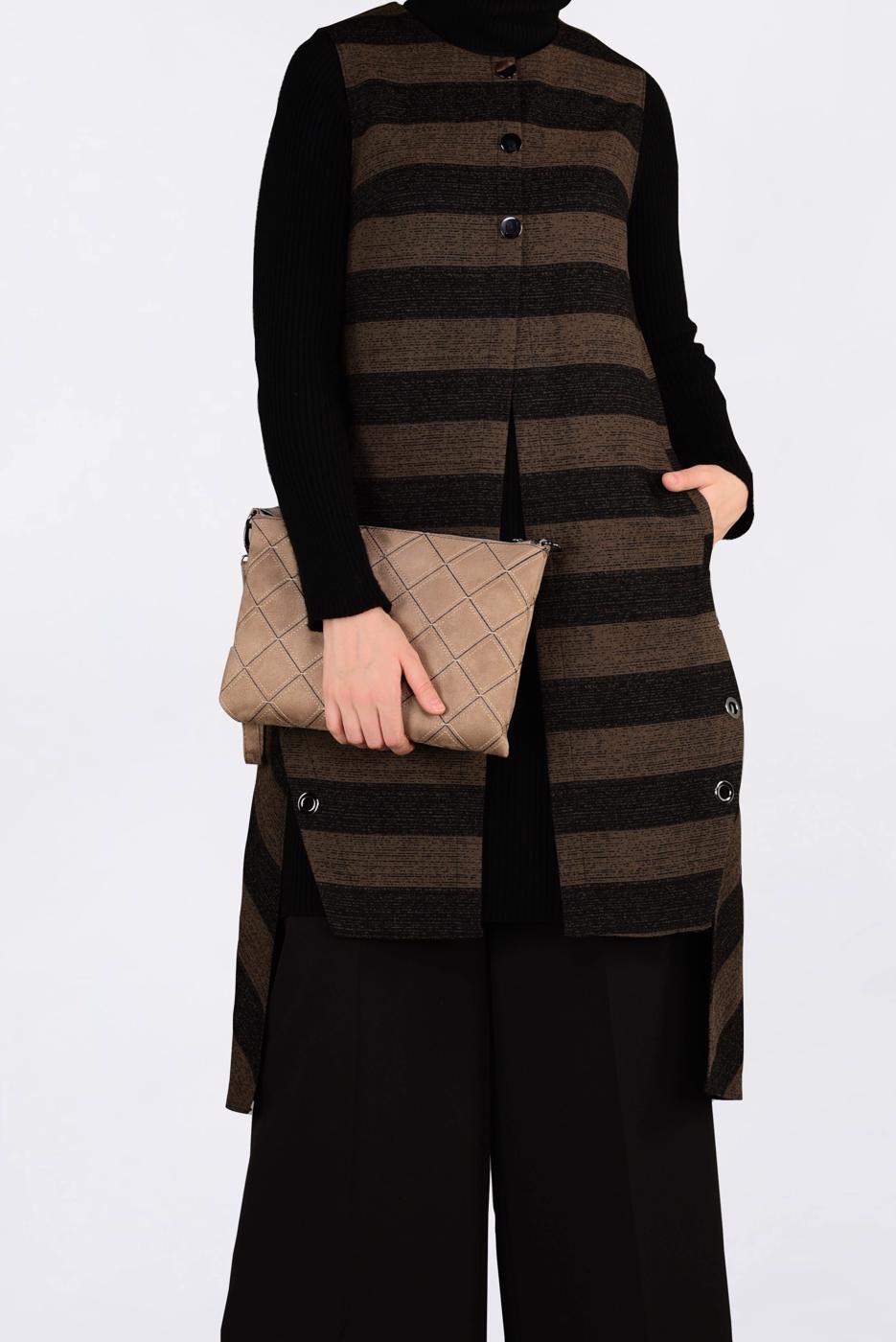 Tesettür giyim KAHVE KUŞGÖZÜ DETAYLI YATAY ŞERİTLİ YELEK 4749