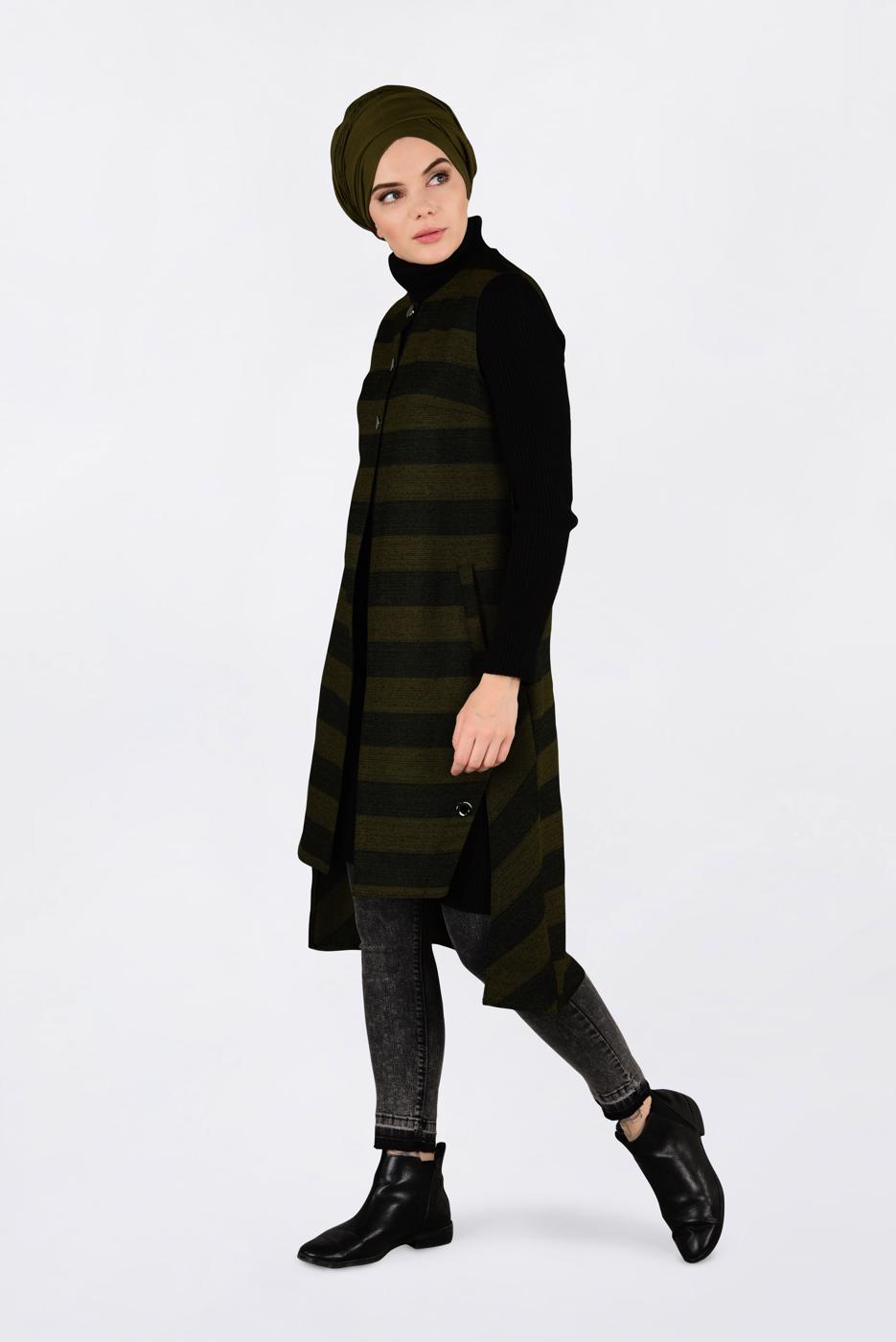 Tesettür giyim HAKİ KUŞGÖZÜ DETAYLI YATAY ŞERİTLİ YELEK 4749