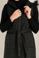 Tesettür giyim HAKİ KAZAYAĞI DESENLİ KAPÜŞONU SUNİ KÜRK DETAYLI YELEK 4750