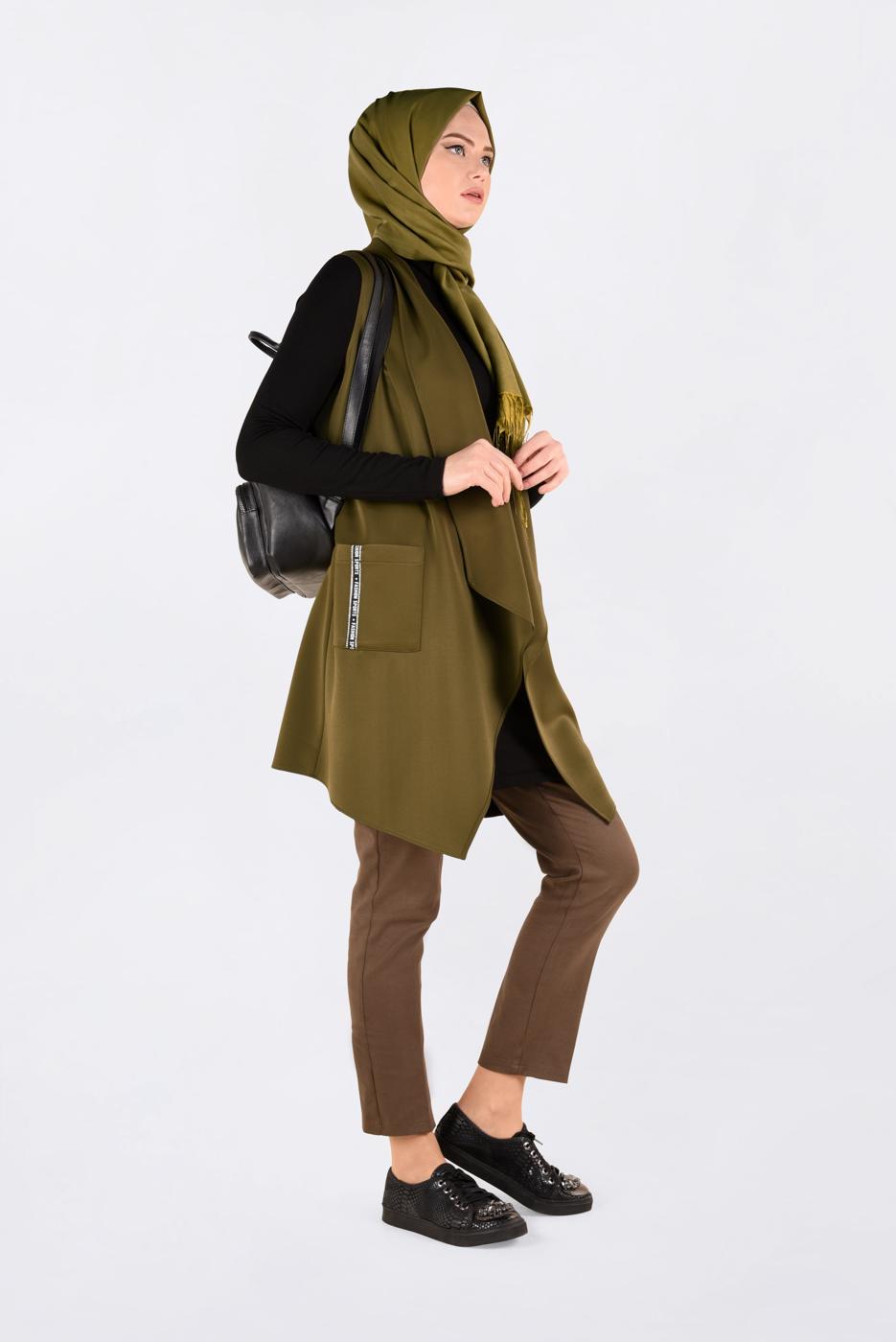 Tesettür giyim YEŞİL ASİMETRİK KESİM SALAŞ YAKA YELEK 4795
