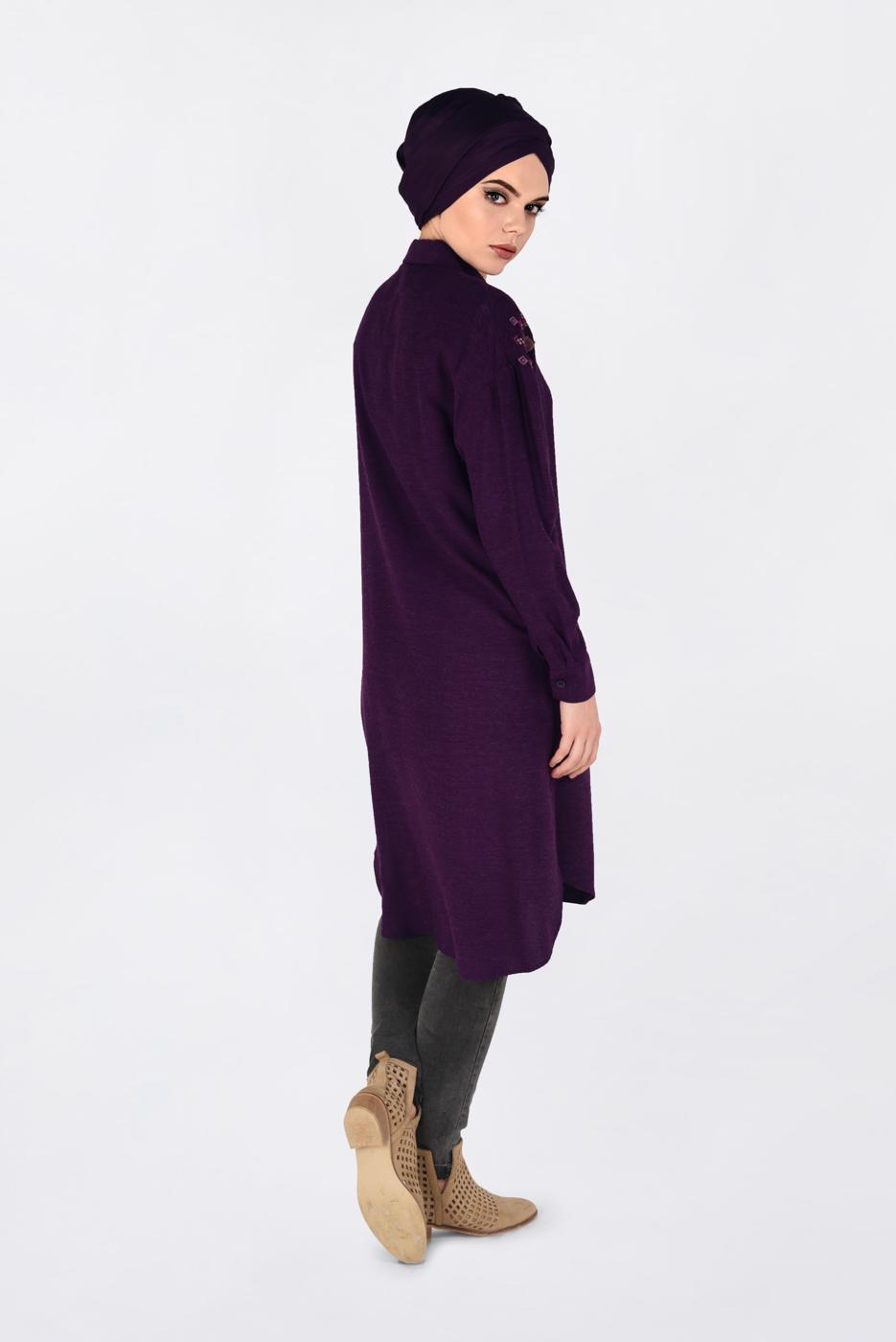 Tesettür giyim MOR OMUZLARI NAKIŞLI YANLARI YIRTMAÇLI TUNİK 4760 