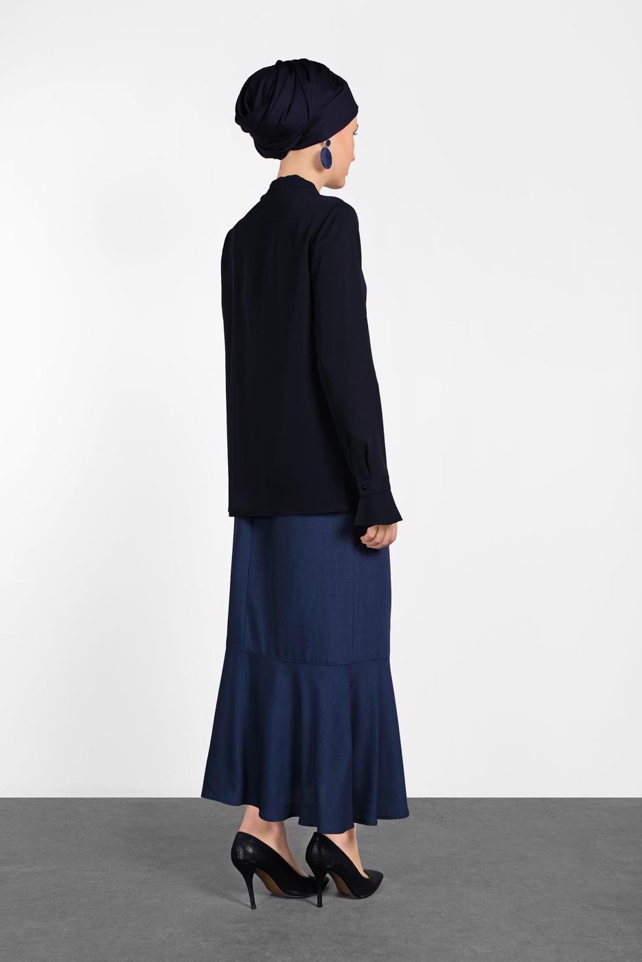 Tesettür giyim LACİVERT ALVİNA YAKASI FIRFIR DETAYLI BLUZ 4459