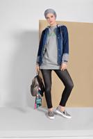 Tesettür giyim LACİVERT PARÇA DETAYLI KAPÜŞONLU DENİM CEKET 1007