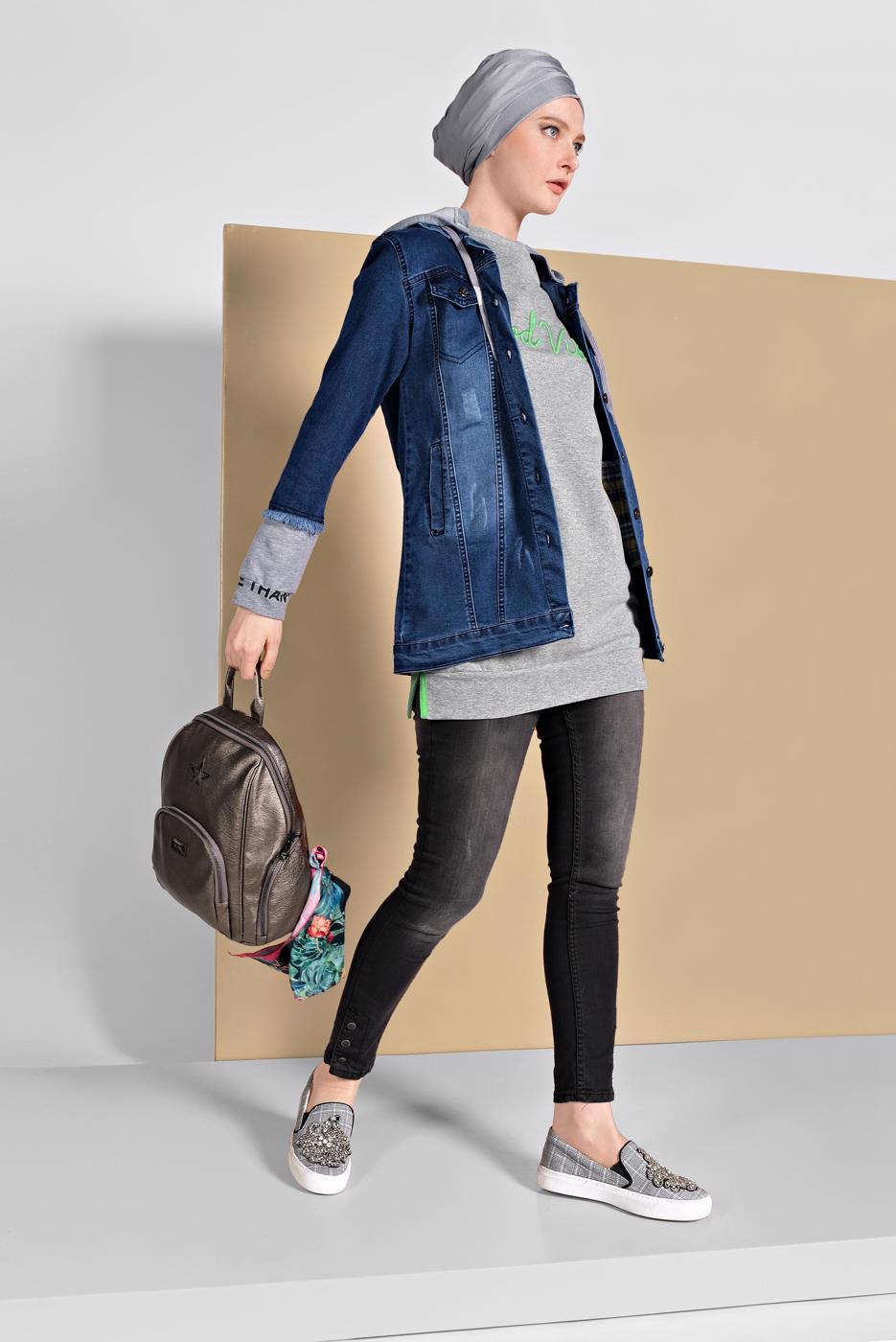 Tesettür giyim LACİVERT PARÇA DETAYLI KAPÜŞONLU DENİM CEKET 1007