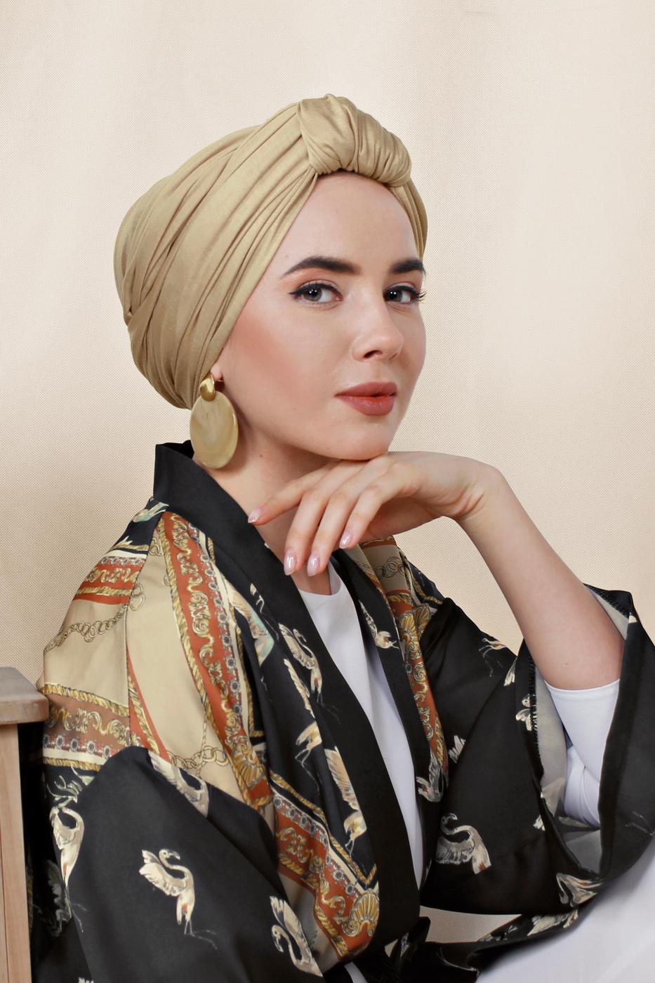 Tesettür giyim BEJ ALVİNA DESENLİ KUŞAKLI KİMONO 4089