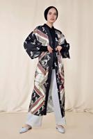 Tesettür giyim GRİ ALVİNA DESENLİ KUŞAKLI KİMONO 4089