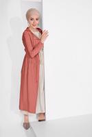 Tesettür giyim PEMBE BELDEN BÜZGÜLÜ CEPLİ GİYÇIK 5275