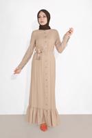 Tesettür giyim BEJ BOYDAN DÜĞMELİ KUŞAKLI ELBİSE 0301