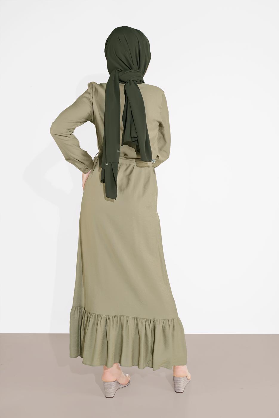 Tesettür giyim HAKİ BOYDAN DÜĞMELİ KUŞAKLI ELBİSE 0301
