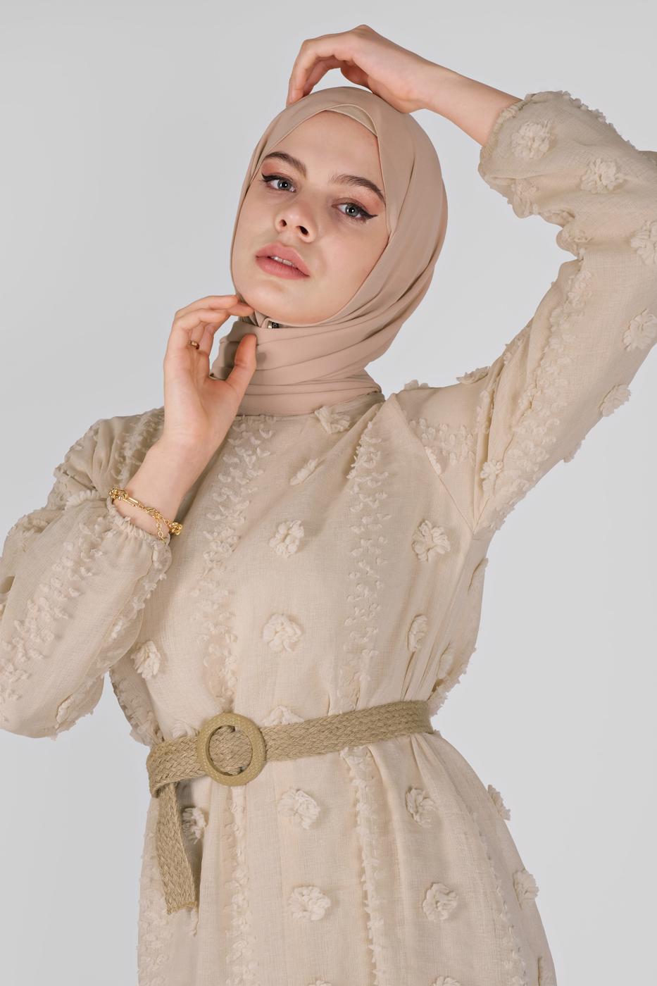 Tesettür giyim EKRU PAMUKLU GÜNLÜK ELBİSE 1054