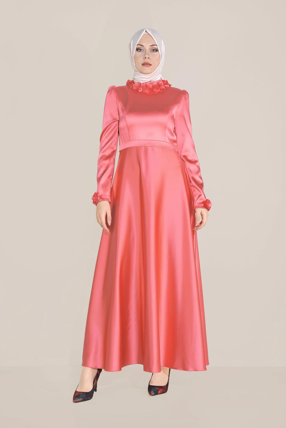 Tesettür giyim MERCAN ALVİNA YAKASI ÇİÇEK İŞLEMELİ ELBİSE 40677 