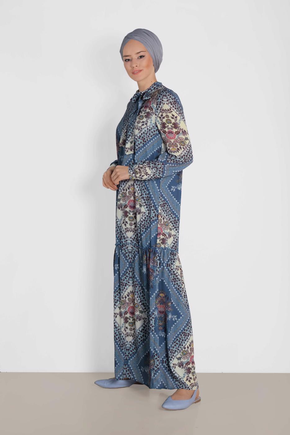 Tesettür giyim LACİVERT ALVİNA YAKASI BAĞLAMALI DESENLİ ELBİSE 4085 