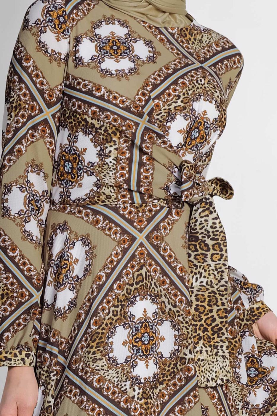 Tesettür giyim BEJ ALVİNA ETEĞİ VOLANLI DESENLİ ELBİSE 4087  
