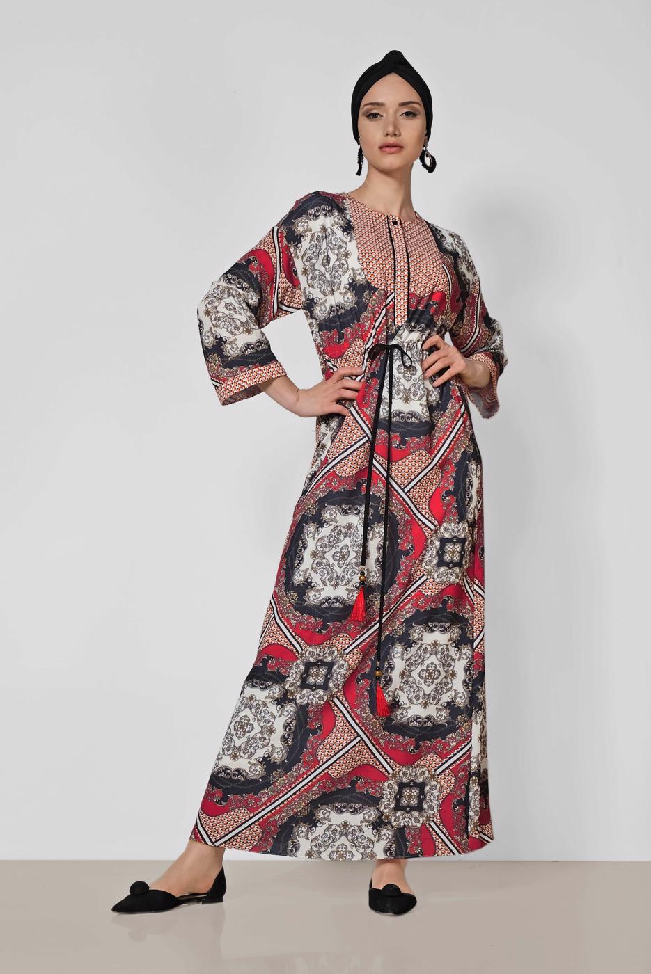 Tesettür giyim BORDO ALVİNA BELİ BÜZGÜLÜ DESENLİ ELBİSE 4107