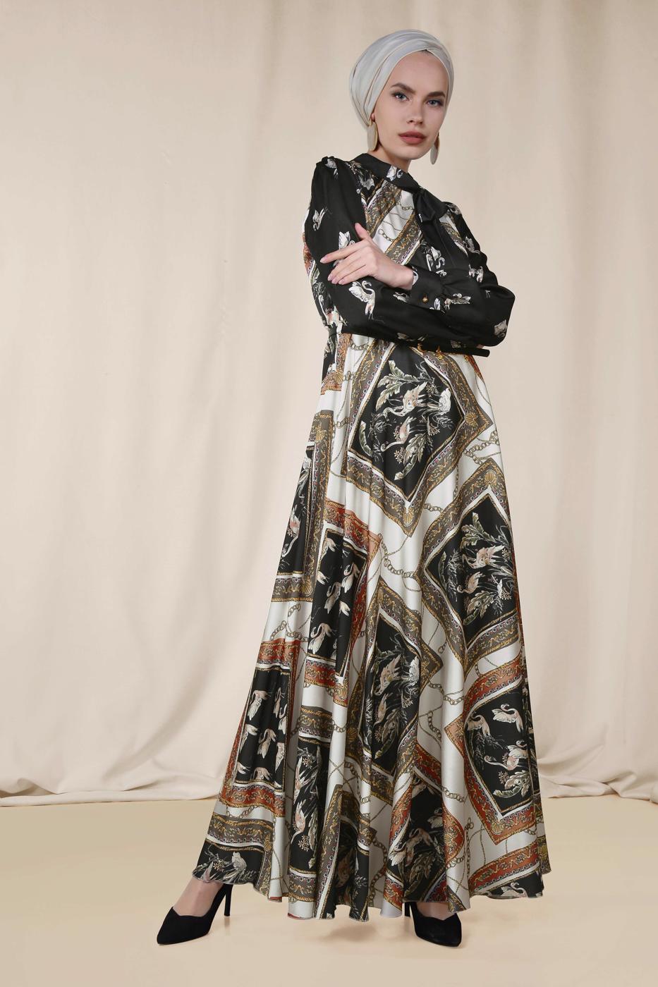 Tesettür giyim EKRU ALVİNA DESENLİ SATEN ELBİSE 4125