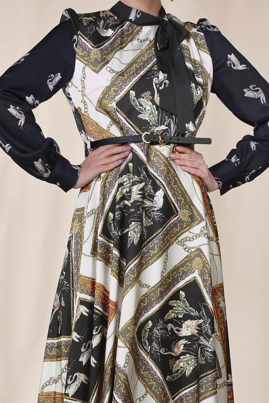 Tesettür giyim EKRU ALVİNA DESENLİ SATEN ELBİSE 4125